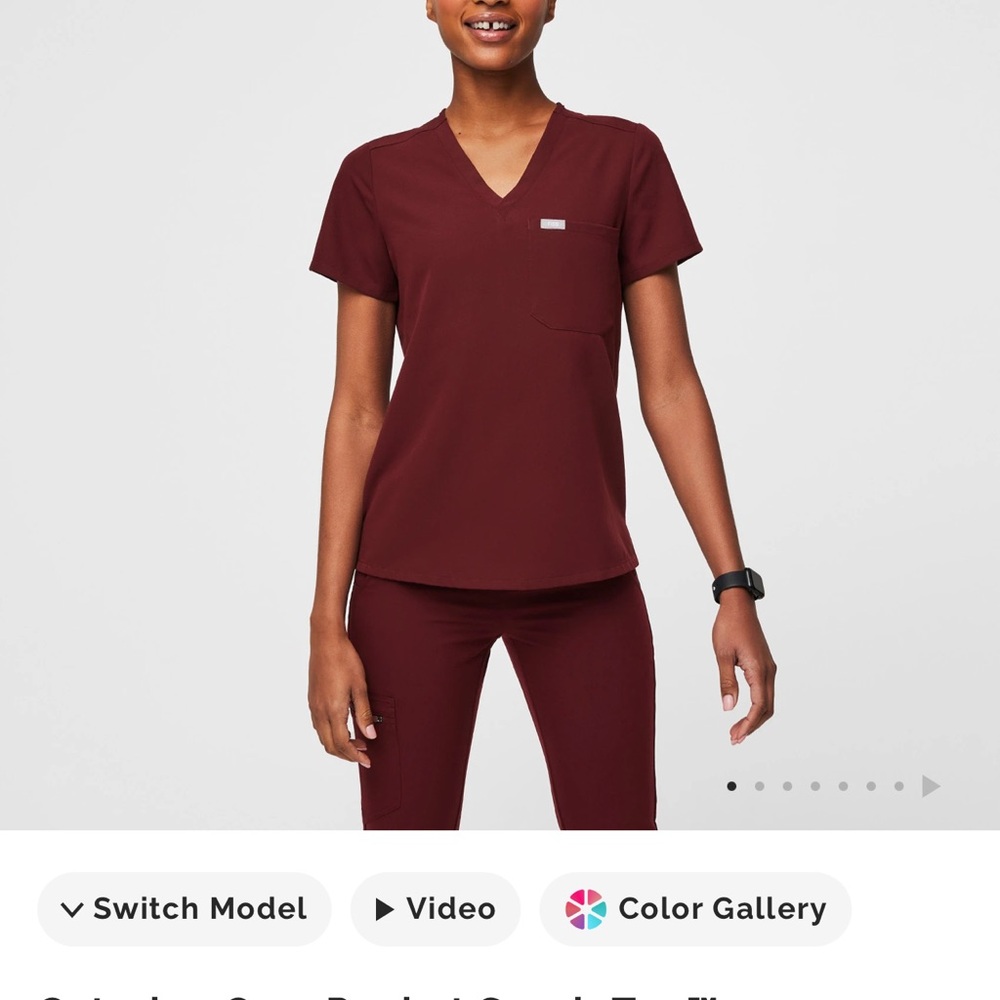 FIGS Burgundy Scrub Set